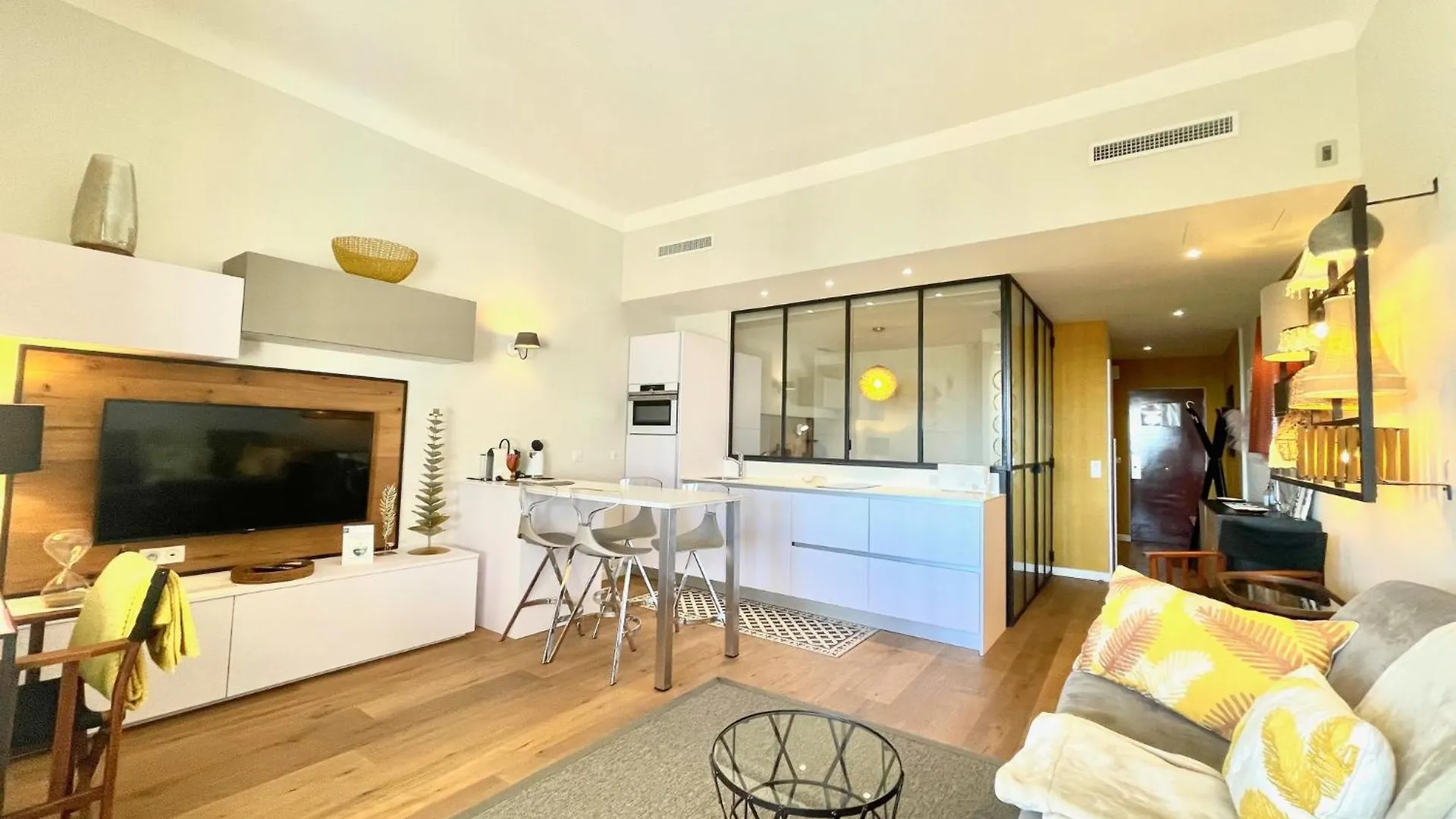 Gallia Park By Welcome To Cannes France